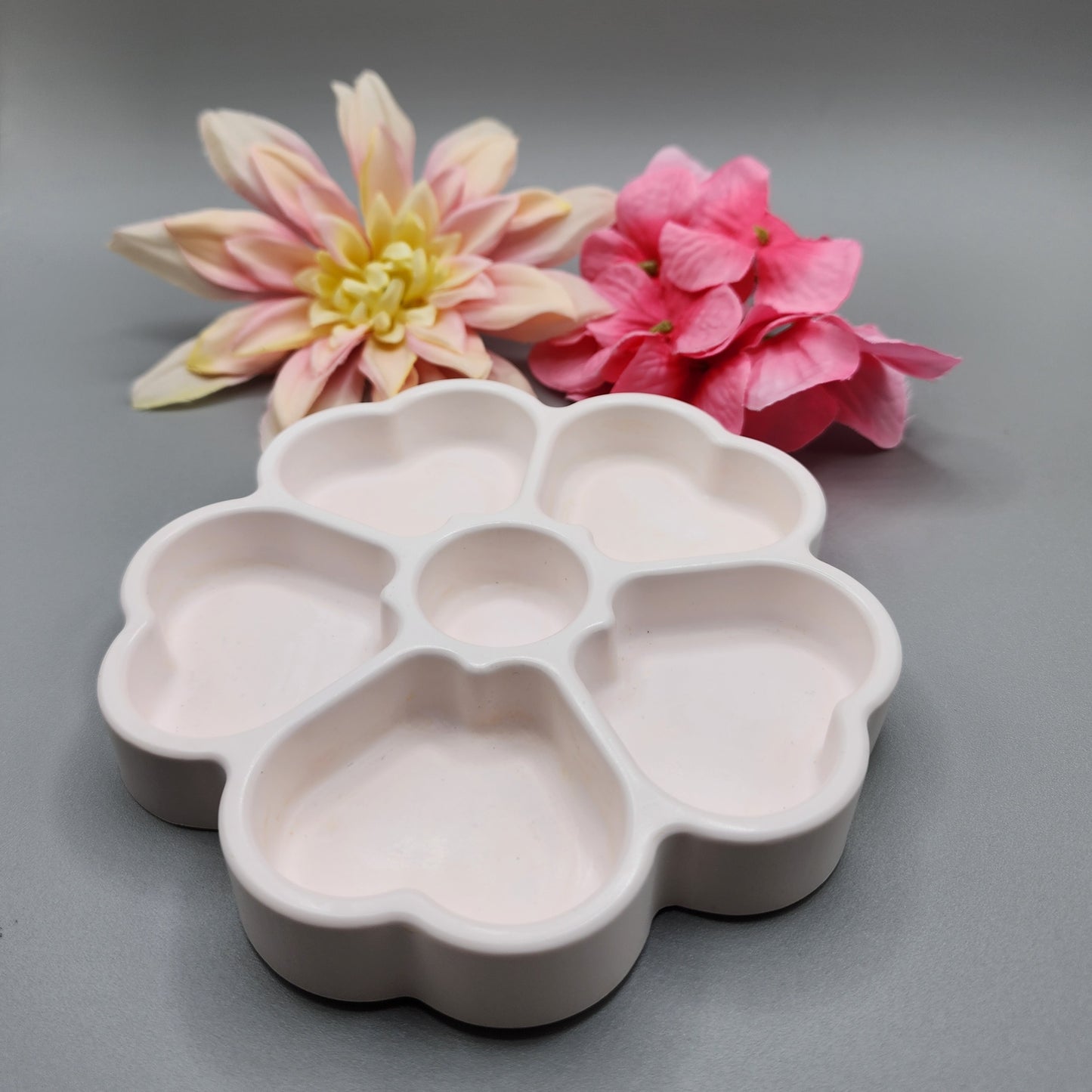 Heart Dish with 5 Compartments