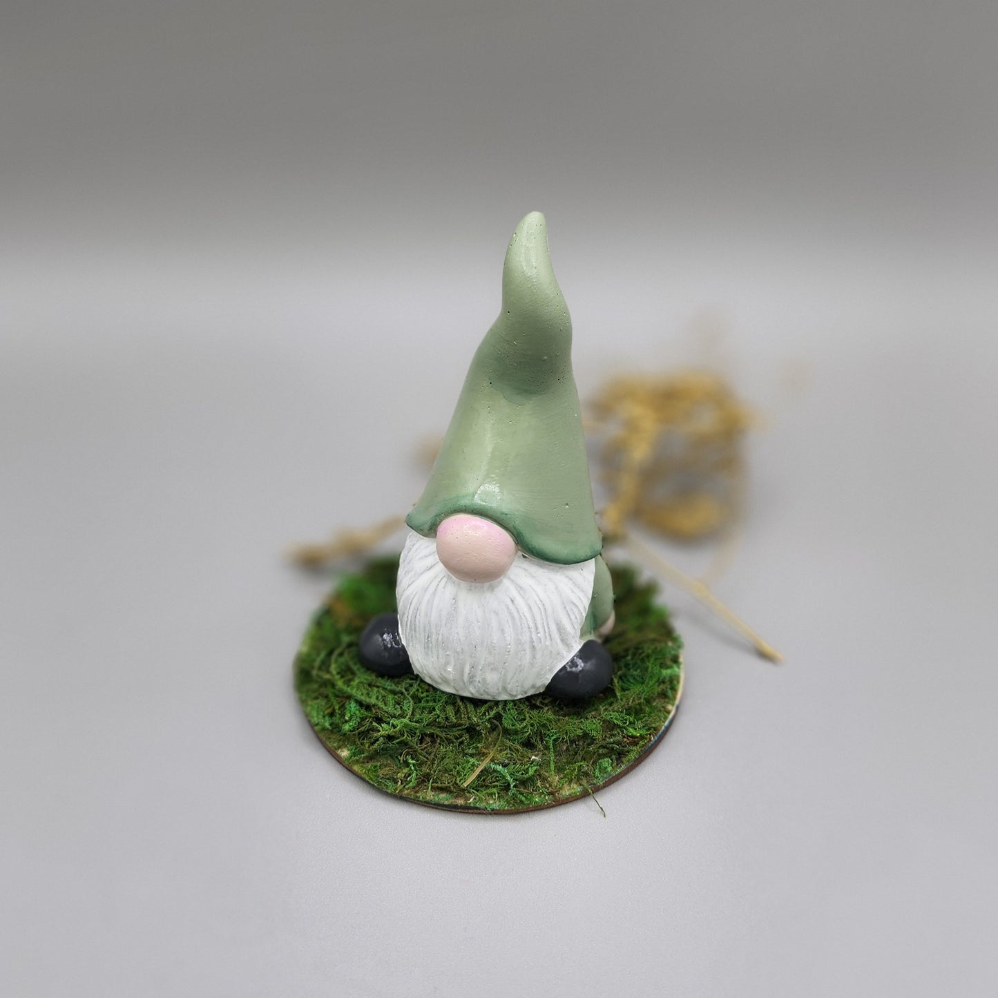 Acorn Gnome